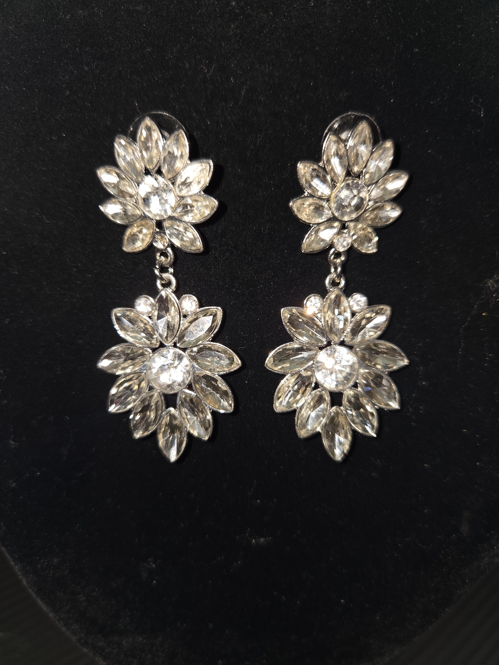 Crystal Rhinestone Floral Drop Earrings Silver Tone Pierced 2.5" Statement - Picture 4 of 7